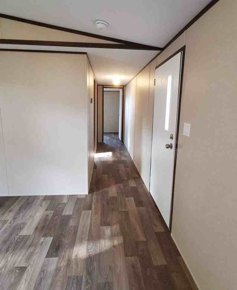 Portland MHP - Photo 5 of 17