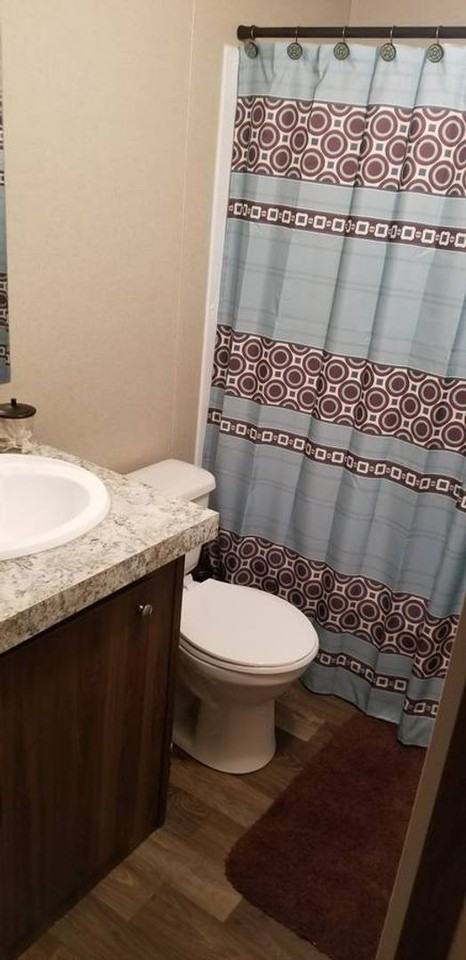 Portland MHP - Photo 6 of 17