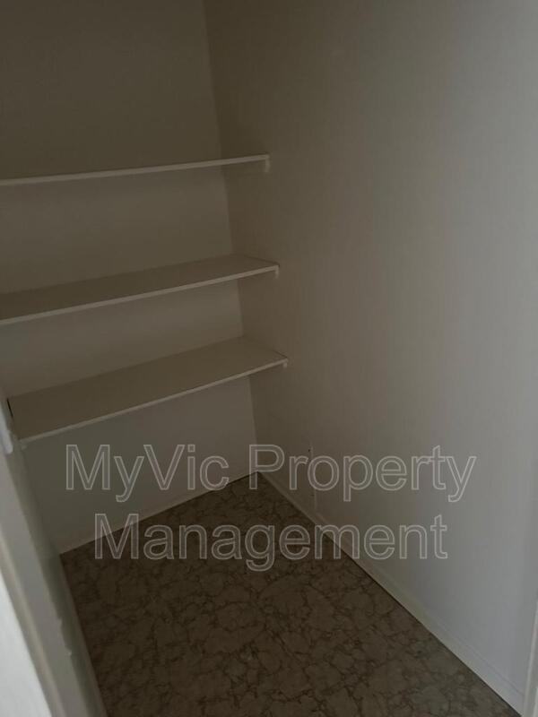 18308 93 Ave Nw - Photo 3 of 10