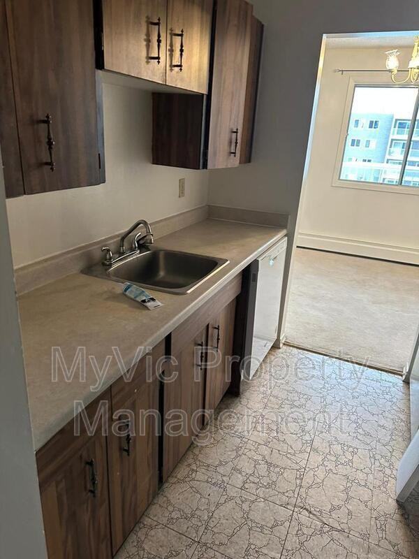 18308 93 Ave Nw - Photo 4 of 10