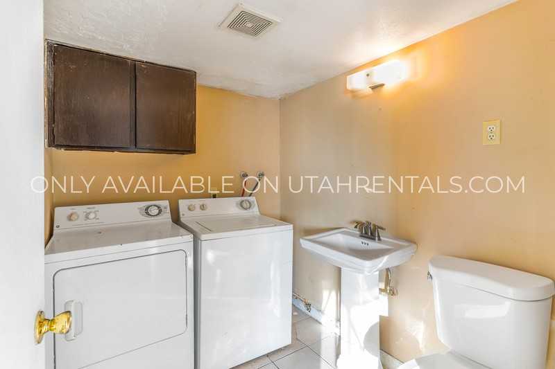 232 W Foxbridge Dr - Photo 6 of 17