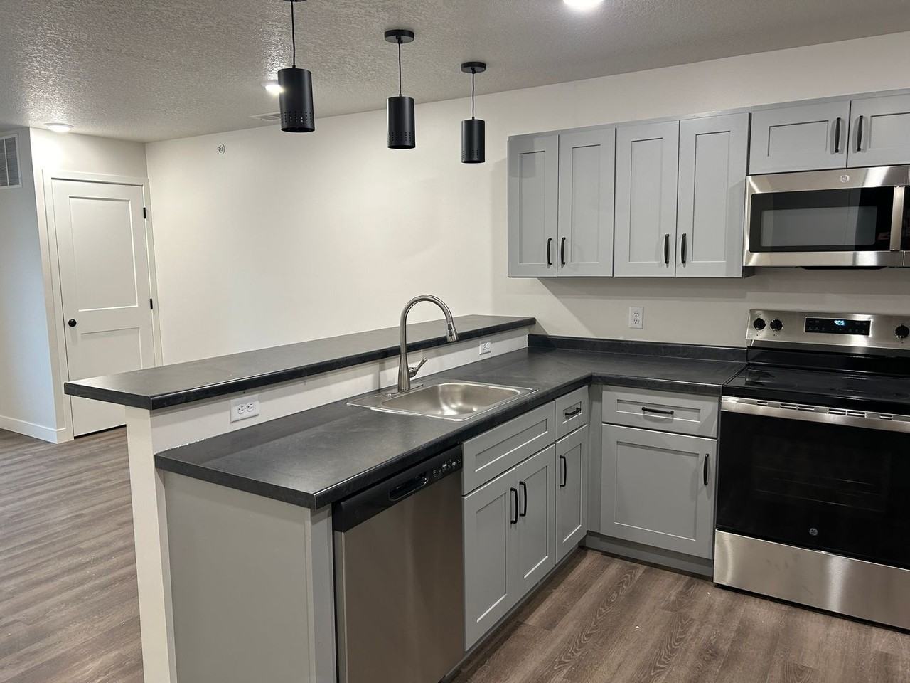 Tiller Place - Photo 2 of 20