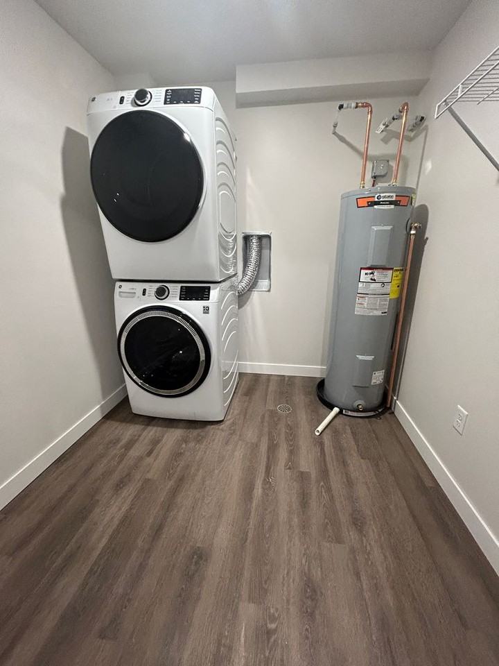 Tiller Place - Photo 4 of 20