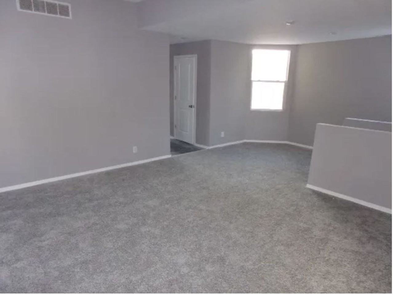 107 W F St - Photo 4 of 5