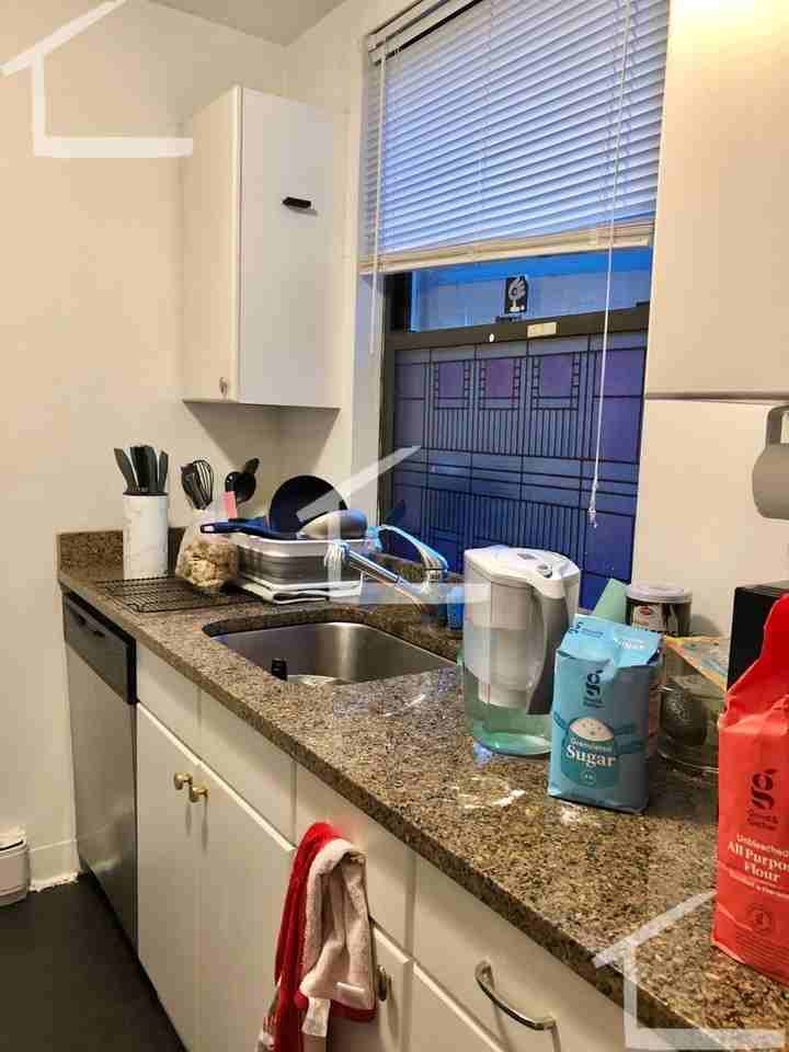 774 Columbus Ave - Photo 3 of 11