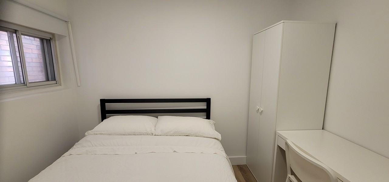 177 Earlscourt Avenue - Photo 6 of 12