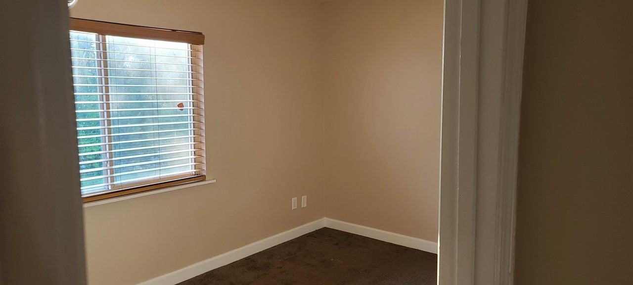 280 Tedmark Court - Photo 2 of 9