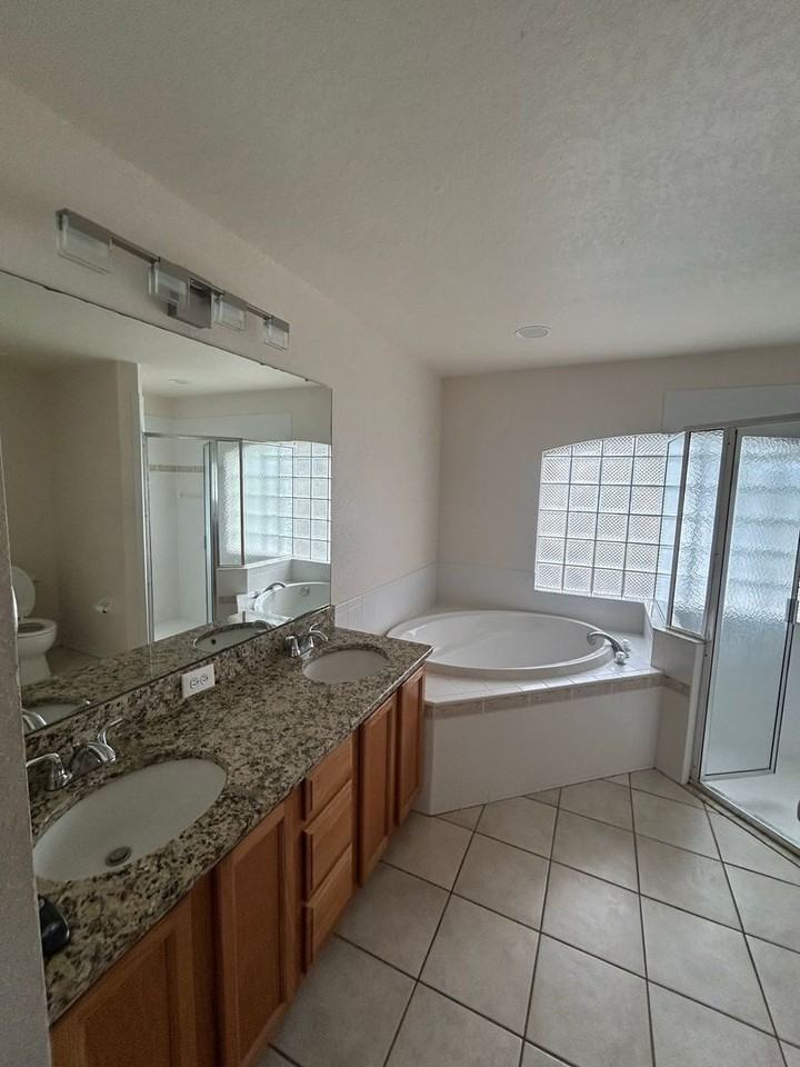 2620 Pine Valley Dr - Photo 4 of 5