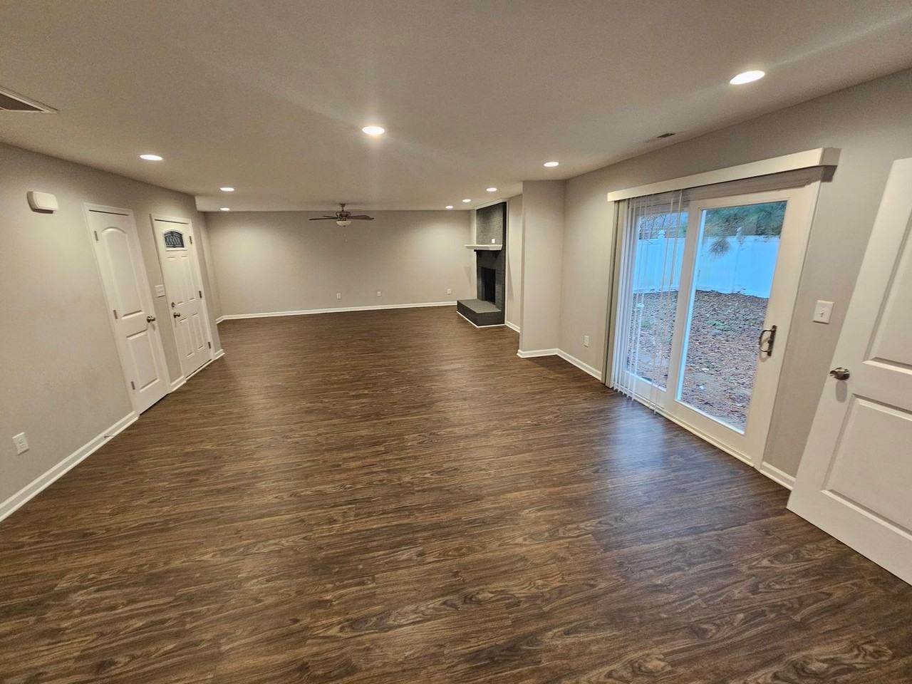 2211 Keller Avenue - Photo 3 of 18