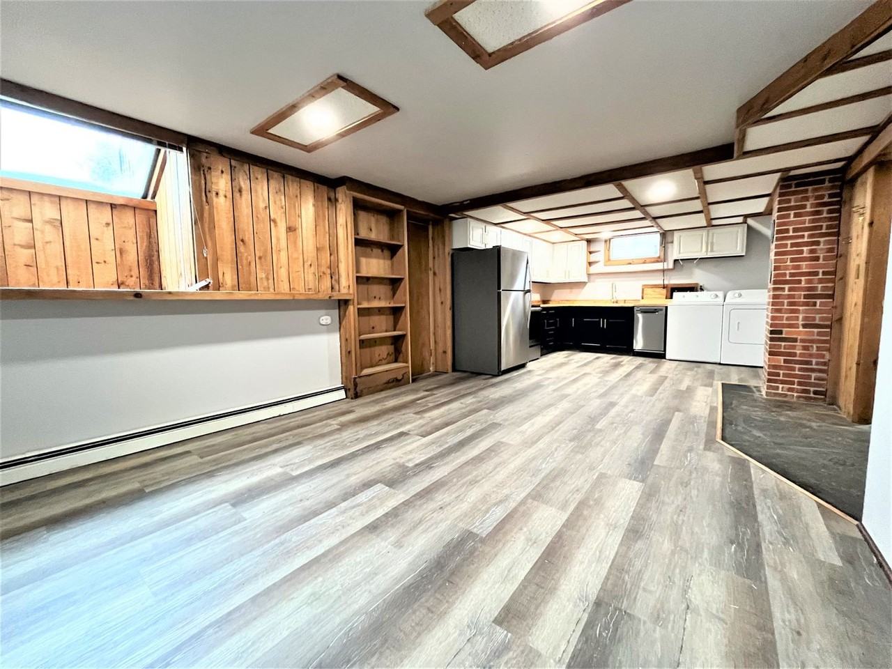 524 S 5th St E #B - Photo 5 of 17