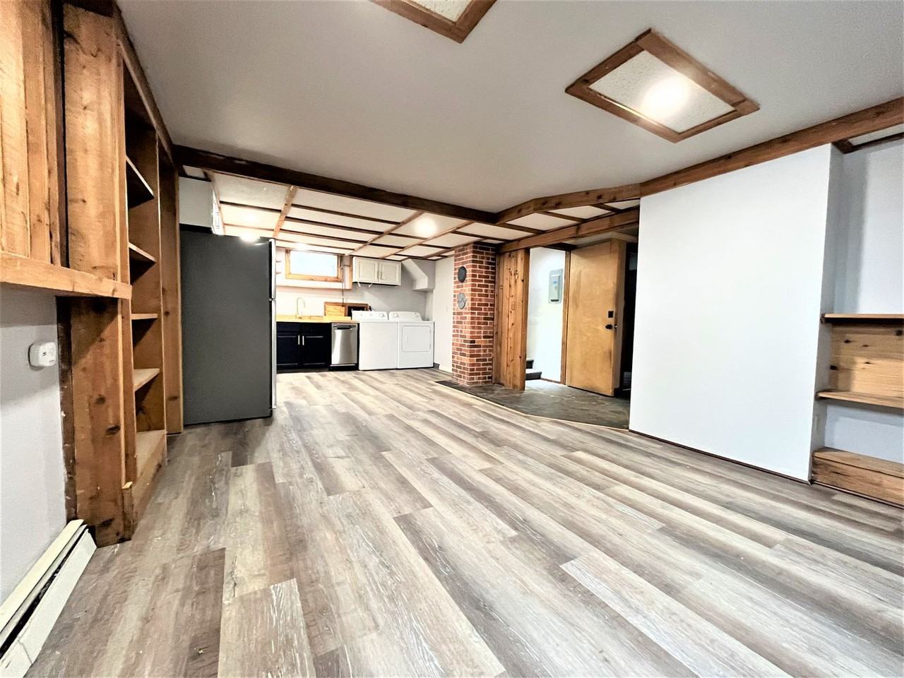 524 S 5th St E #B - Photo 6 of 17