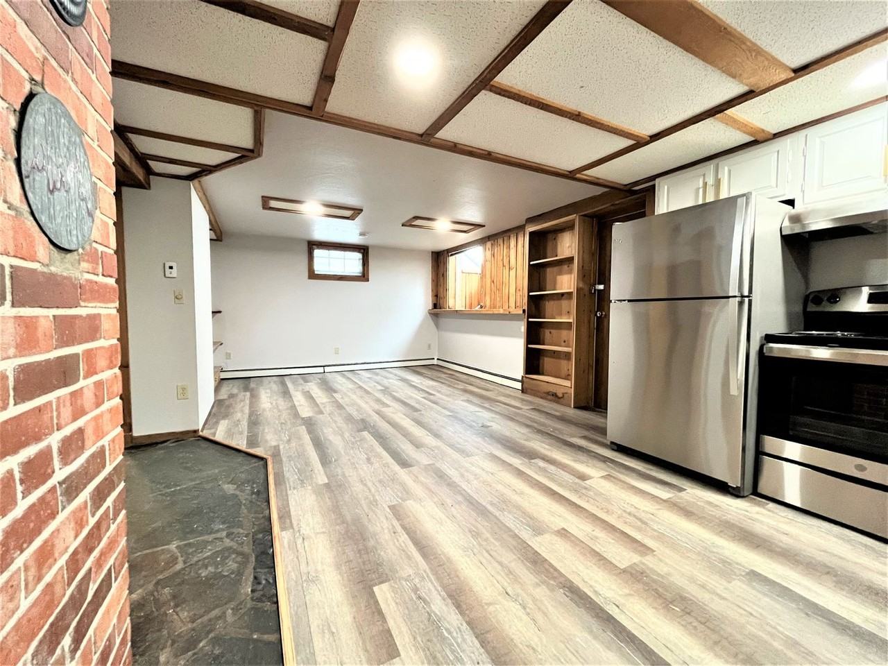 524 S 5th St E #B - Photo 7 of 17