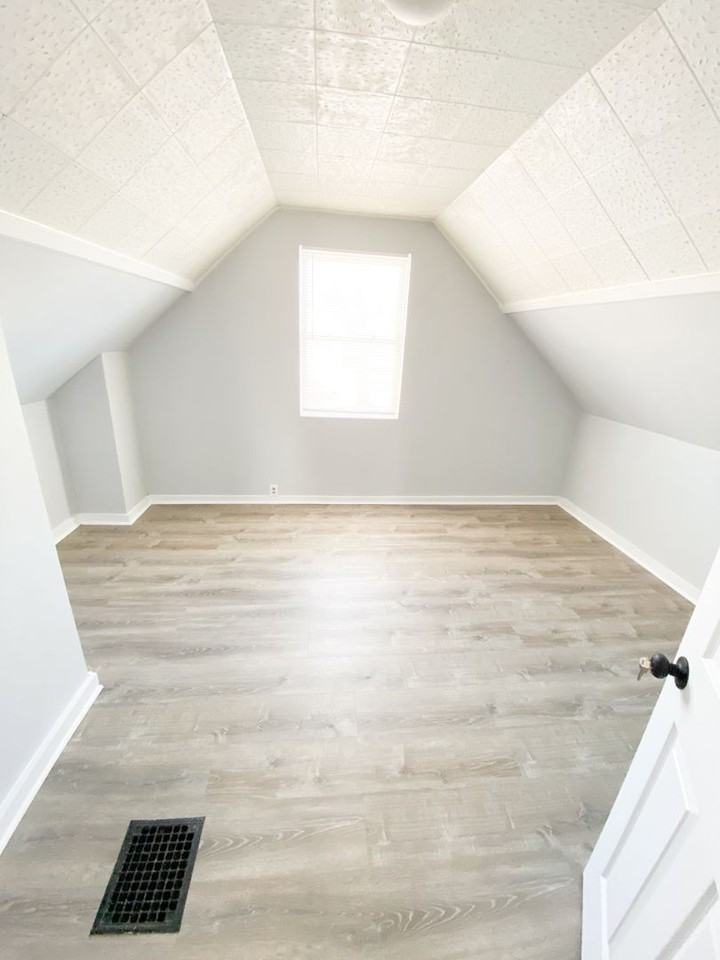 4177 Schiller Pl - Photo 3 of 6