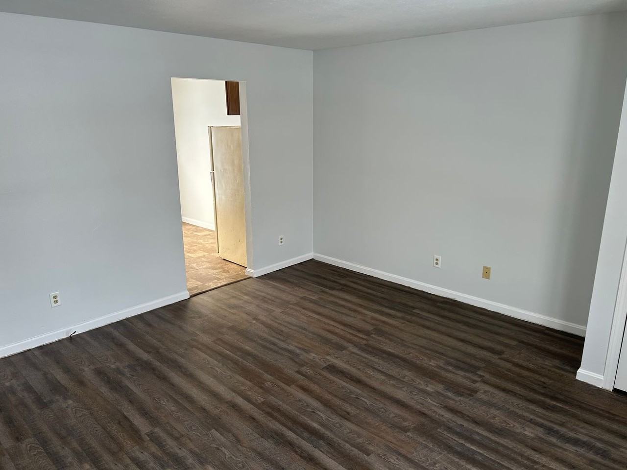 701 Center St - Photo 2 of 12
