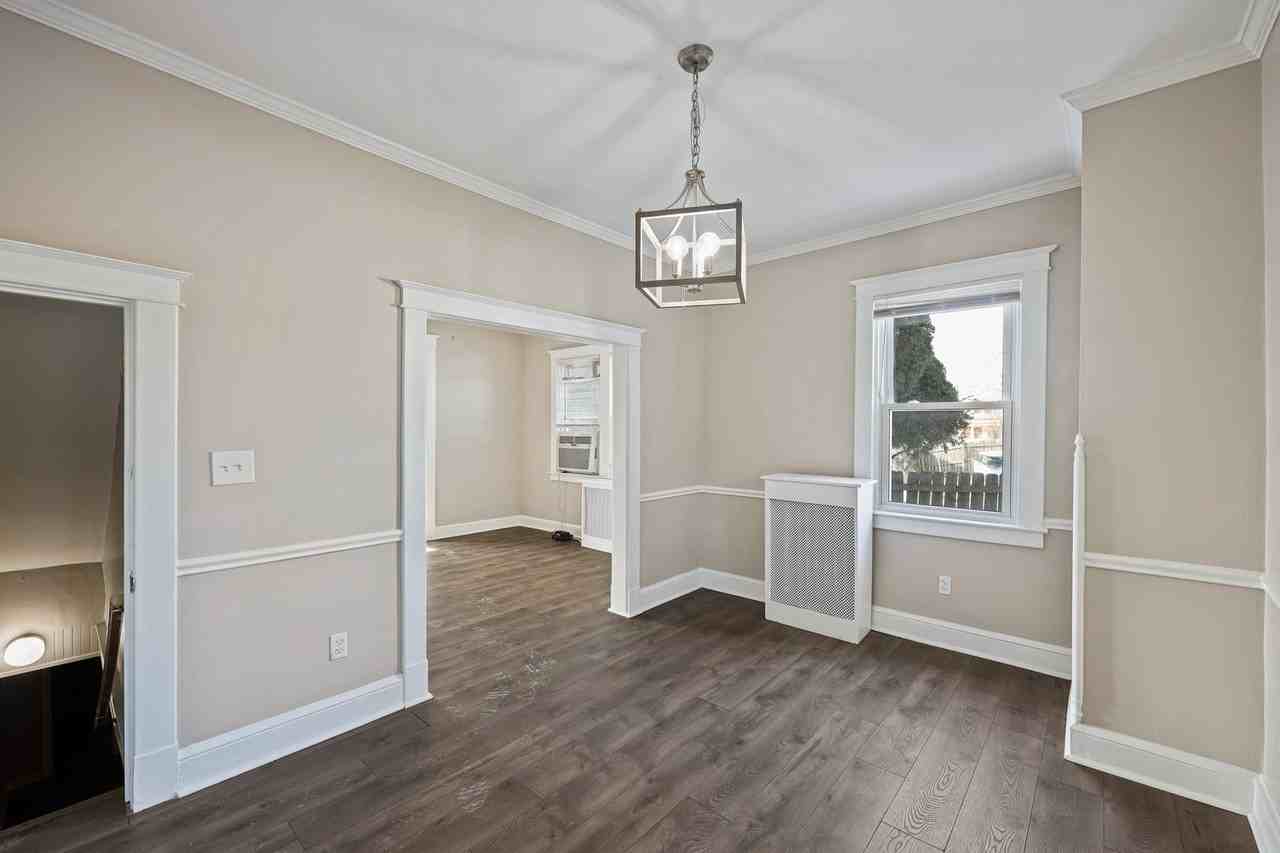 400 Walcott Rd - Photo 6 of 34
