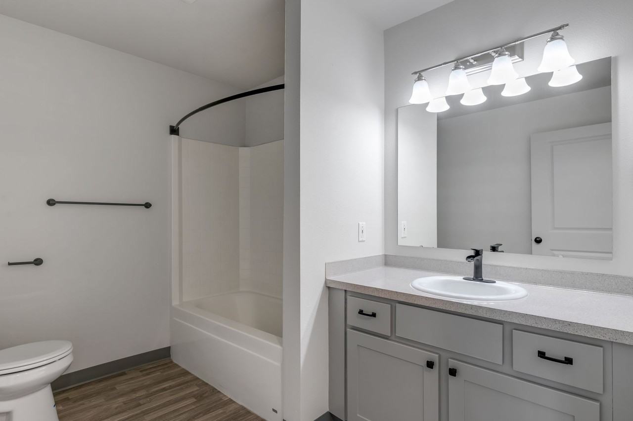 Violet Meadows Apartments - Photo 2 of 18