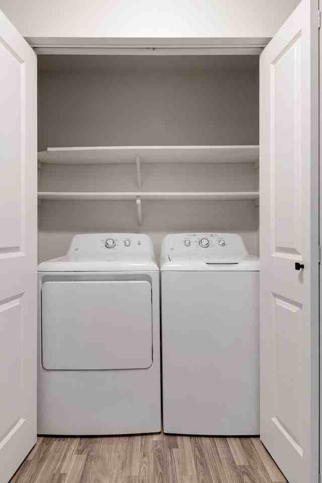 Violet Meadows Apartments - Photo 6 of 18