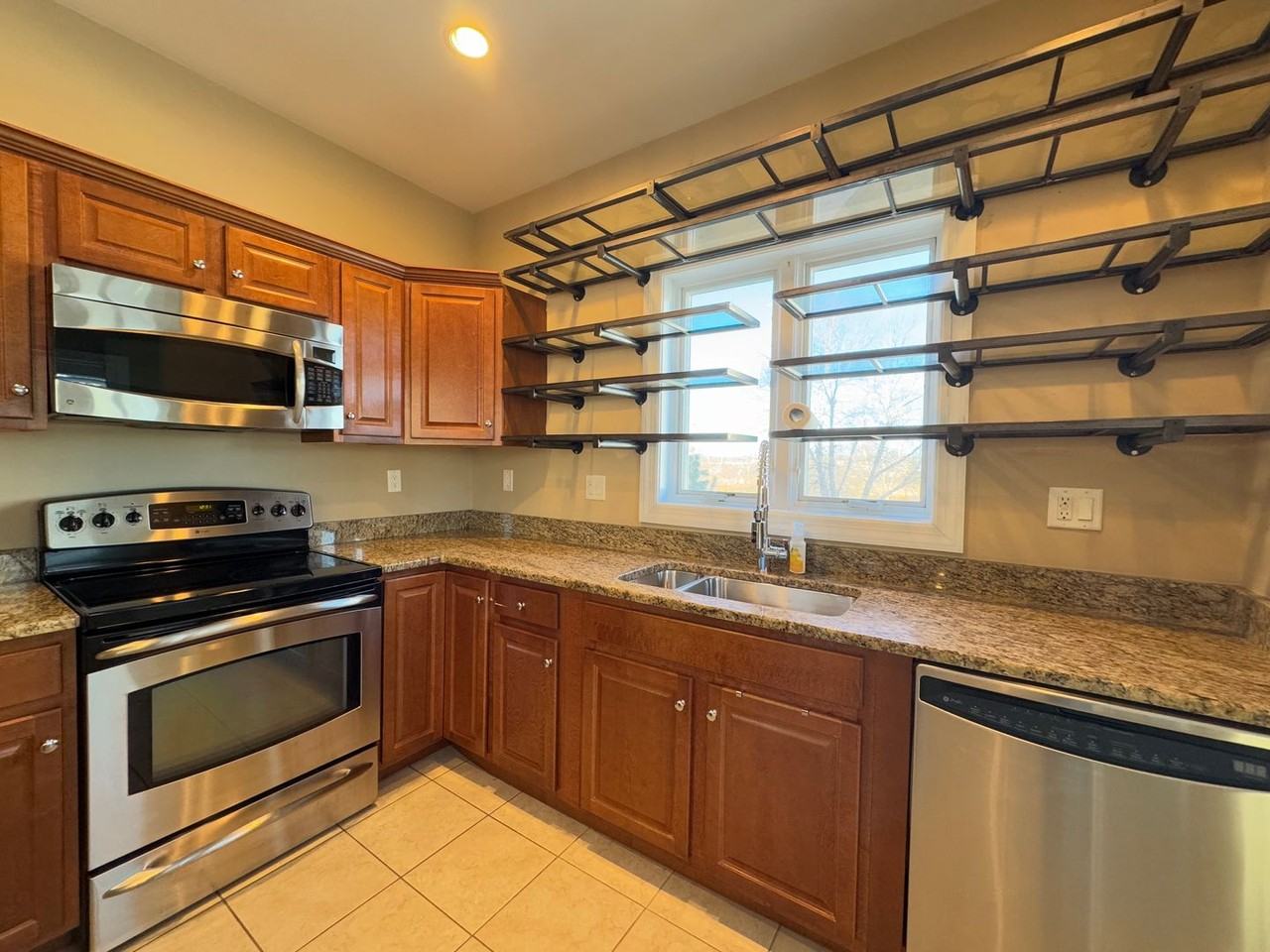 150 Harbour Close #202 - Photo 2 of 31