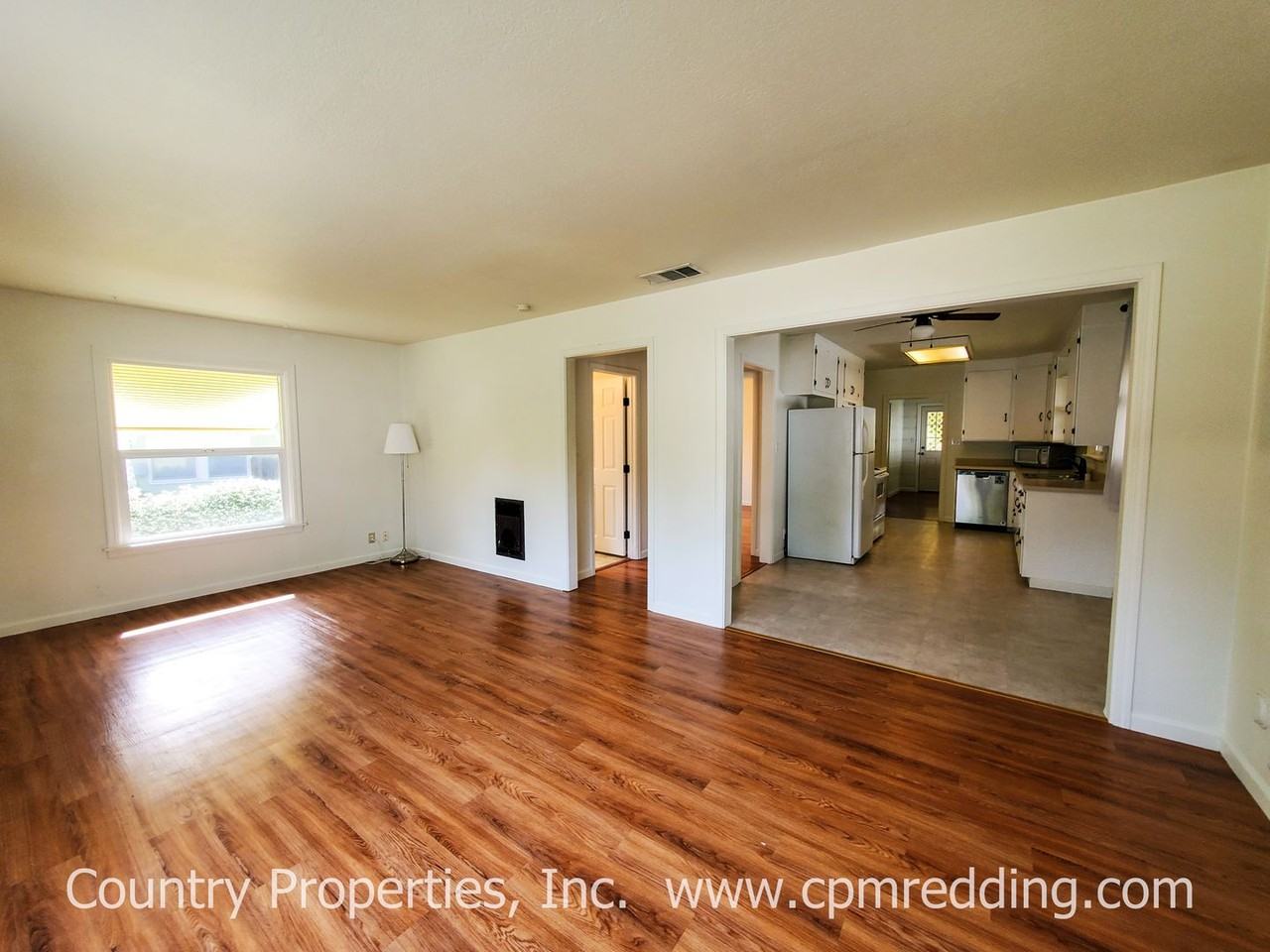 1089 South St - Photo 5 of 20