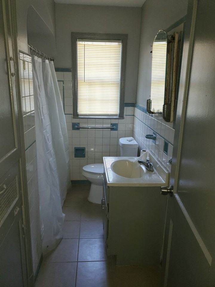 512 S Parkway E - Photo 5 of 10