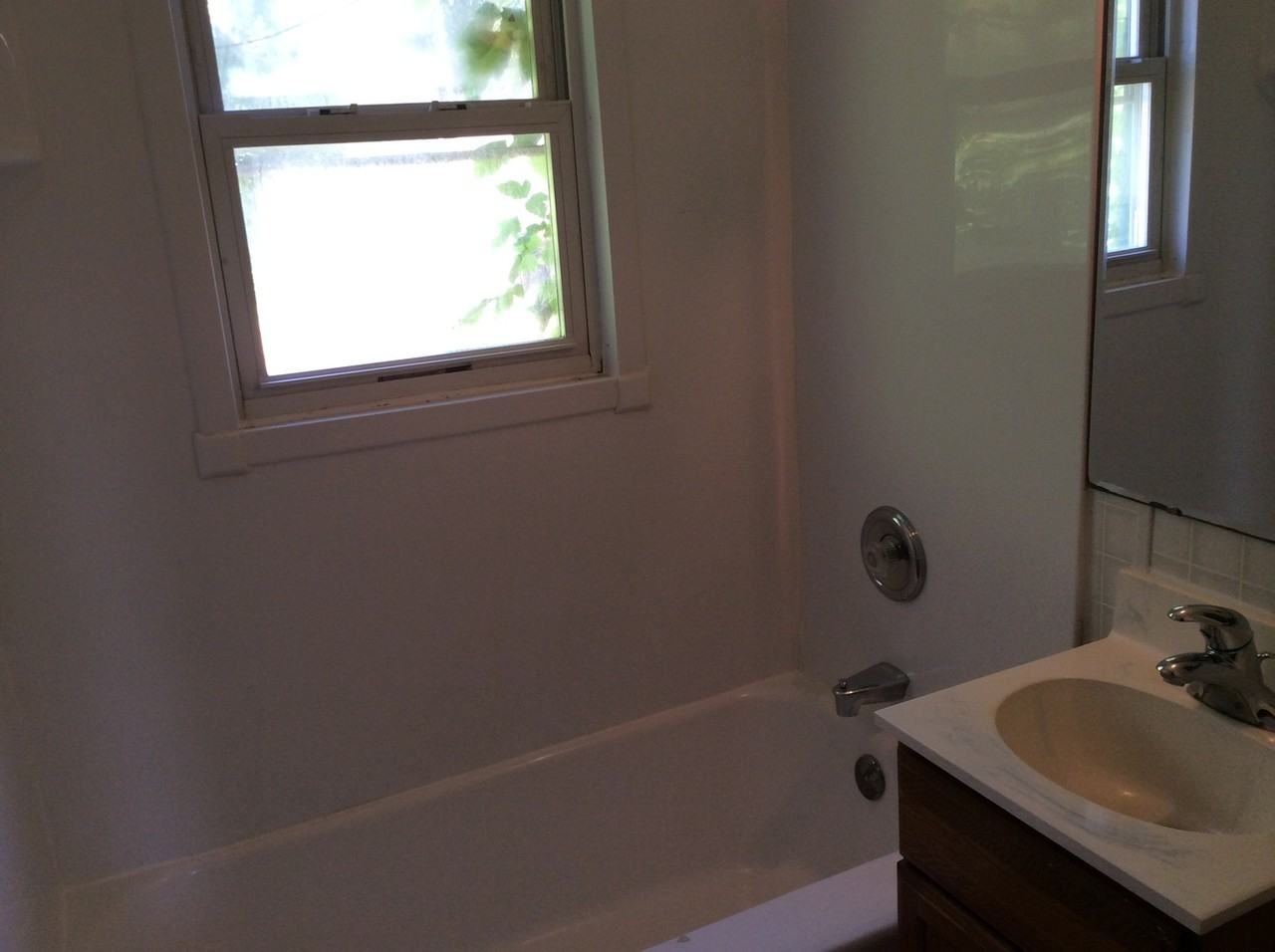 3127 Pennsylvania St - Photo 4 of 8