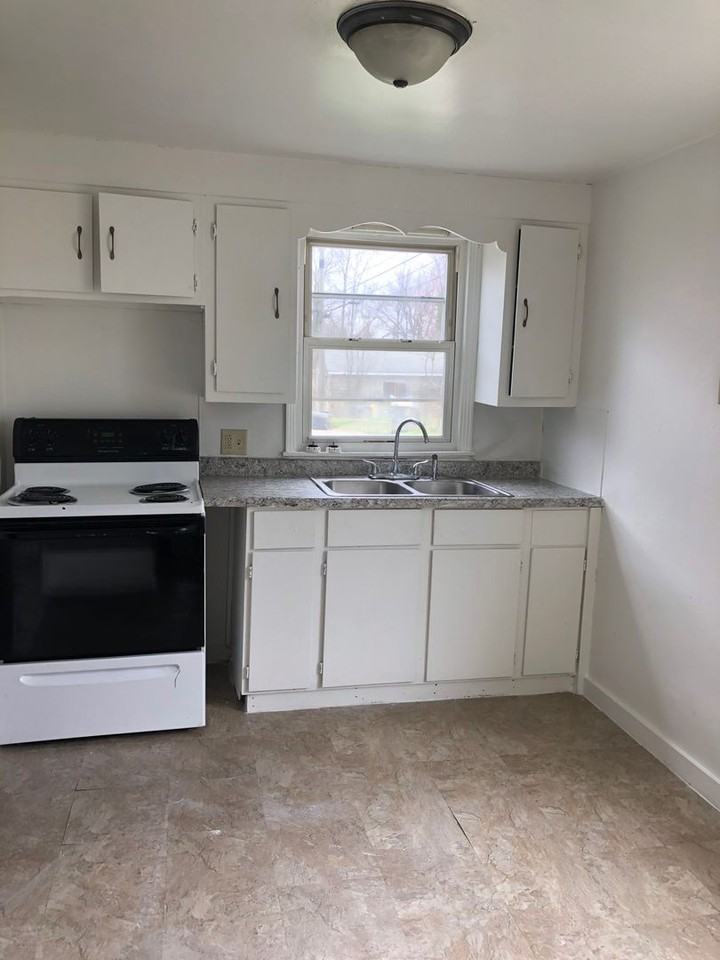 3127 Pennsylvania St - Photo 6 of 8