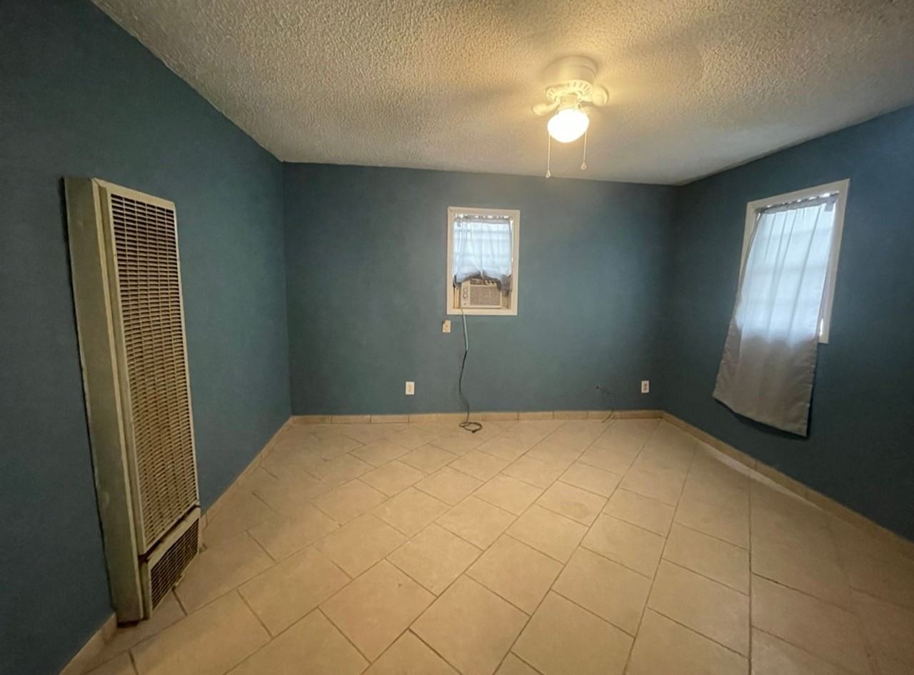 706 Alvarado St - Photo 3 of 5