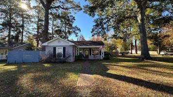 featured image of 509 Foster St