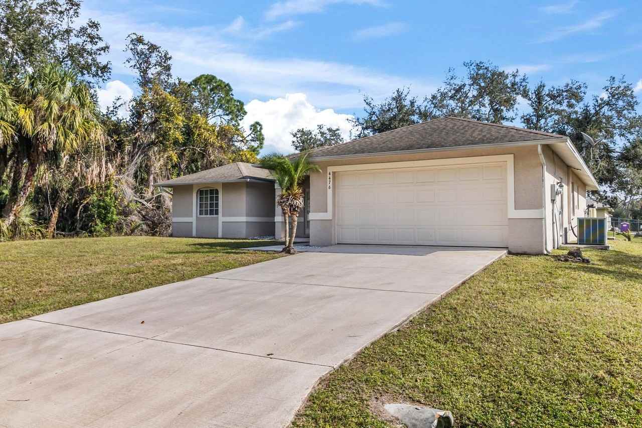 4476 Chaplin Ter - Photo 2 of 37