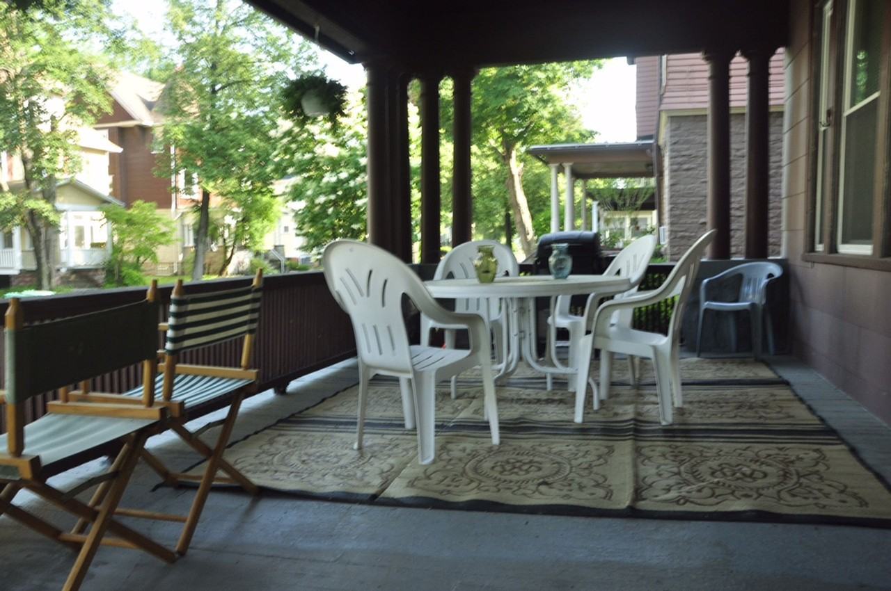 77 Rutgers St - Photo 2 of 3