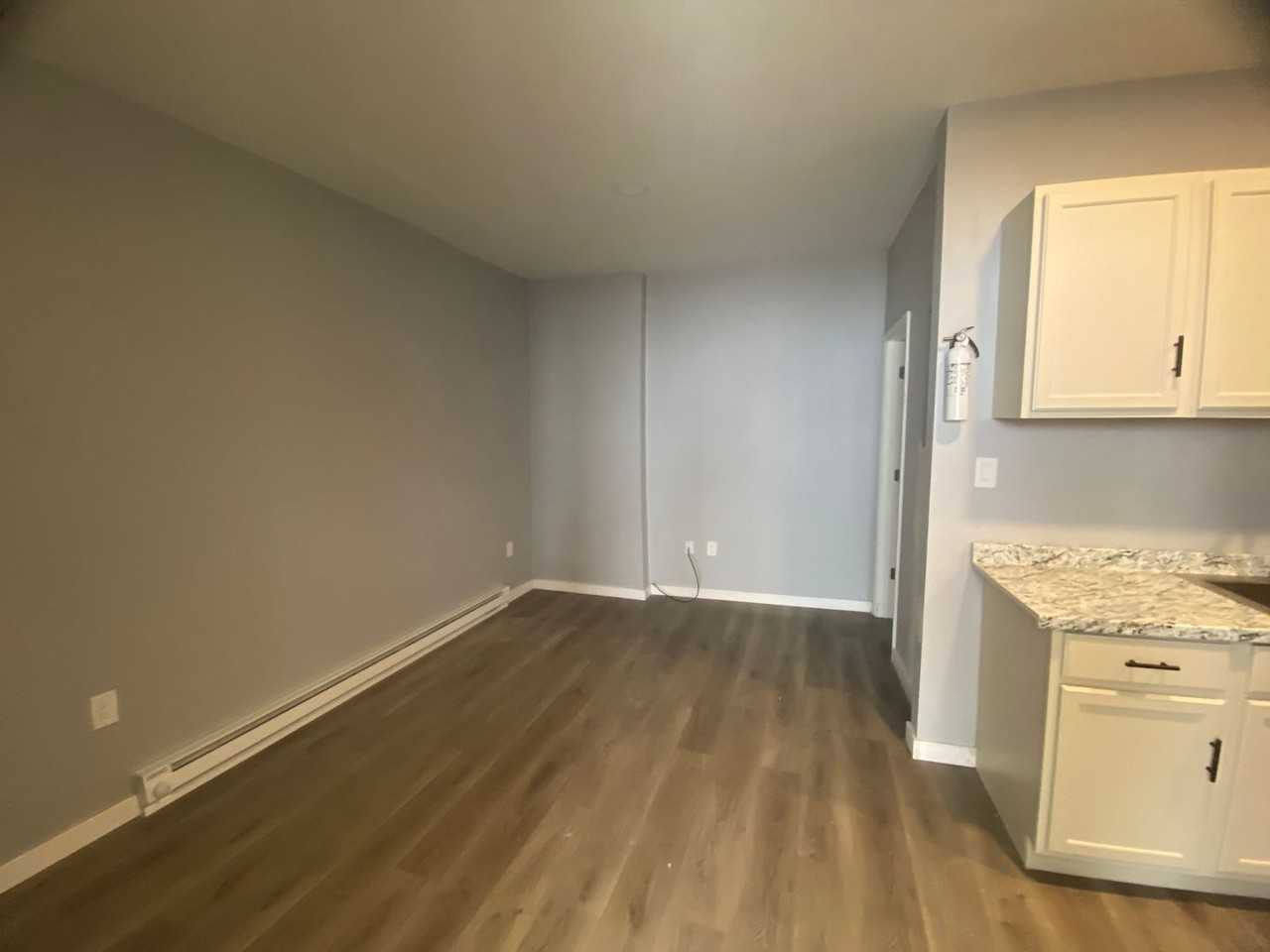 1380 Main St - Photo 2 of 11