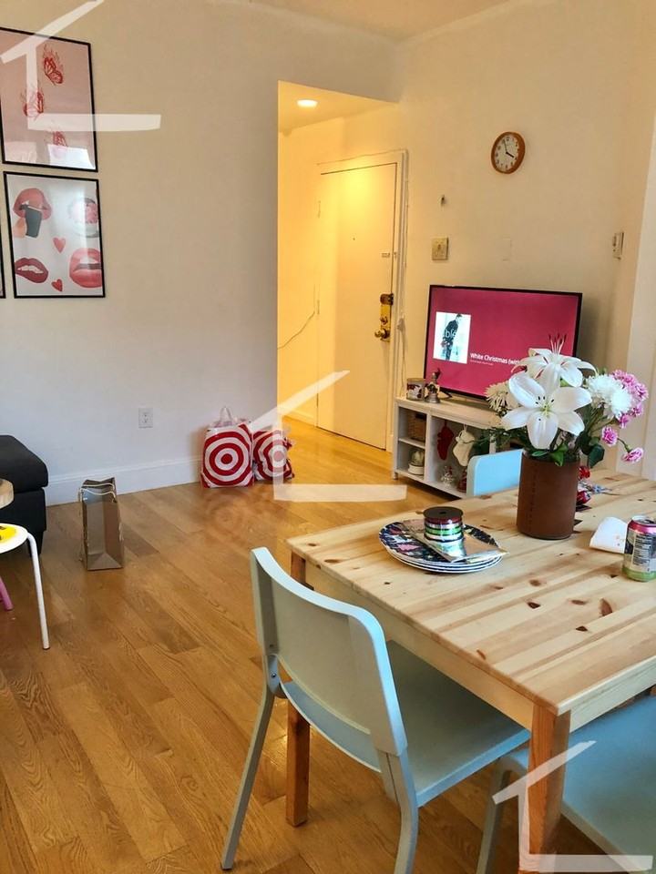 774 Columbus Ave - Photo 3 of 20