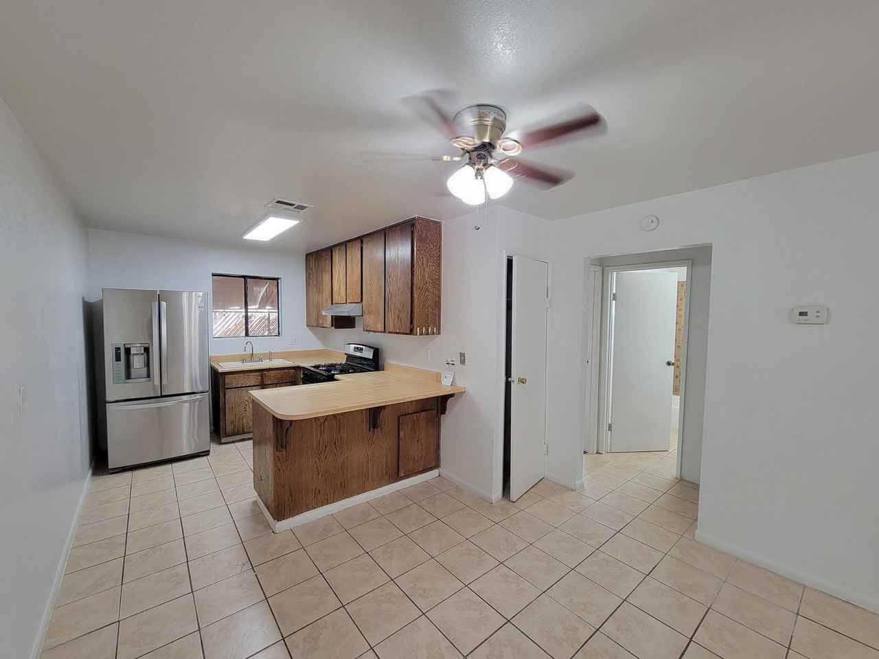 184 H St - Photo 3 of 23