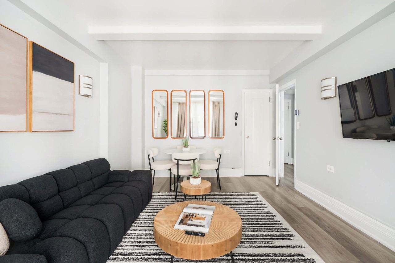 234 W 73rd St #1029831P - Photo 6 of 23