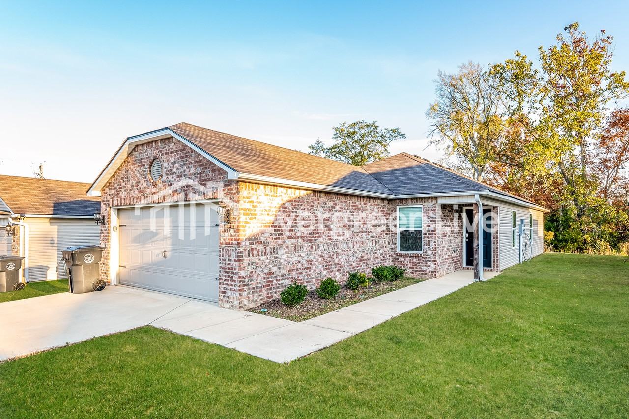 175 Highland View Dr