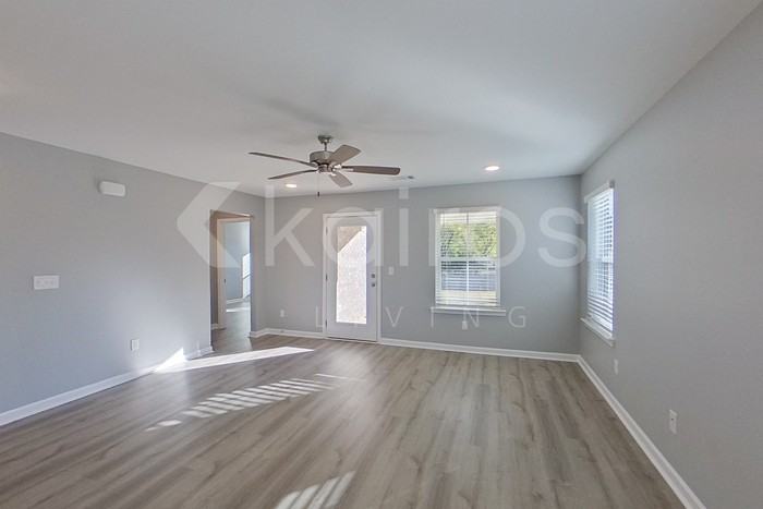 149 Denise Dr - Photo 2 of 21