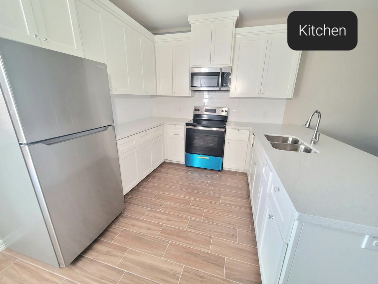 4718 Huckleberry Street #NA - Photo 3 of 11