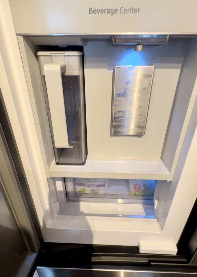 930 W Spruce St #3 - Photo 2 of 20