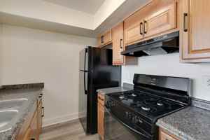 featured image of 4007 Aspen St