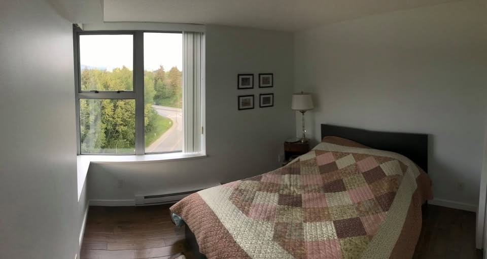 290 Newport Drive - Photo 2 of 6