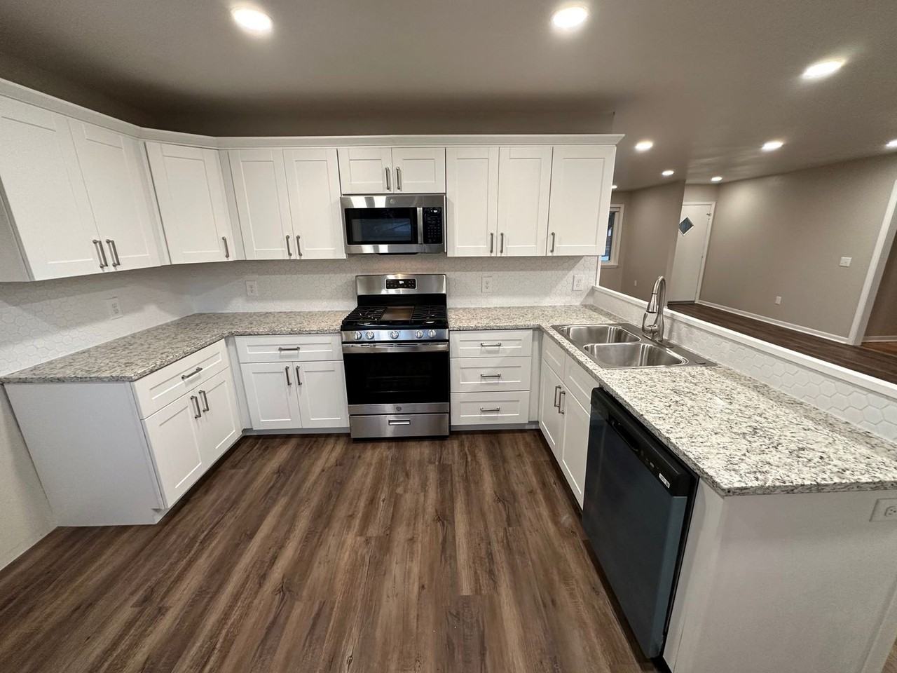 5407 George Ter - Photo 6 of 20