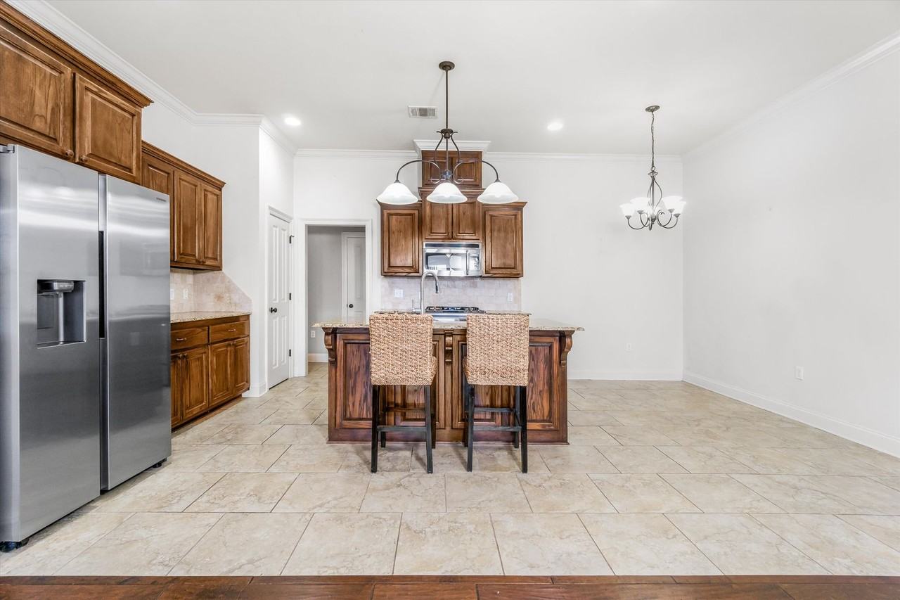 18130 Willow Trail Dr - Photo 4 of 15