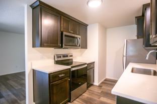 Barclay Square Apartments - Photo 1 of 1