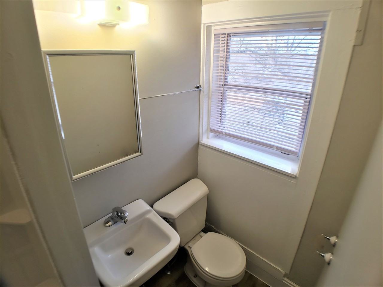 603 603 1st Street SW - RHS 603- #4 - Photo 6 of 7