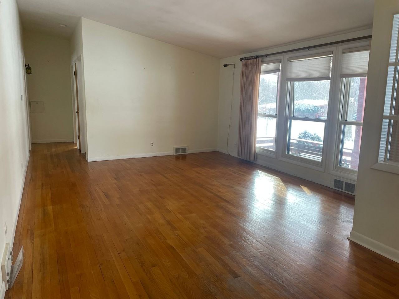 842 Westwood Ave - Photo 2 of 20