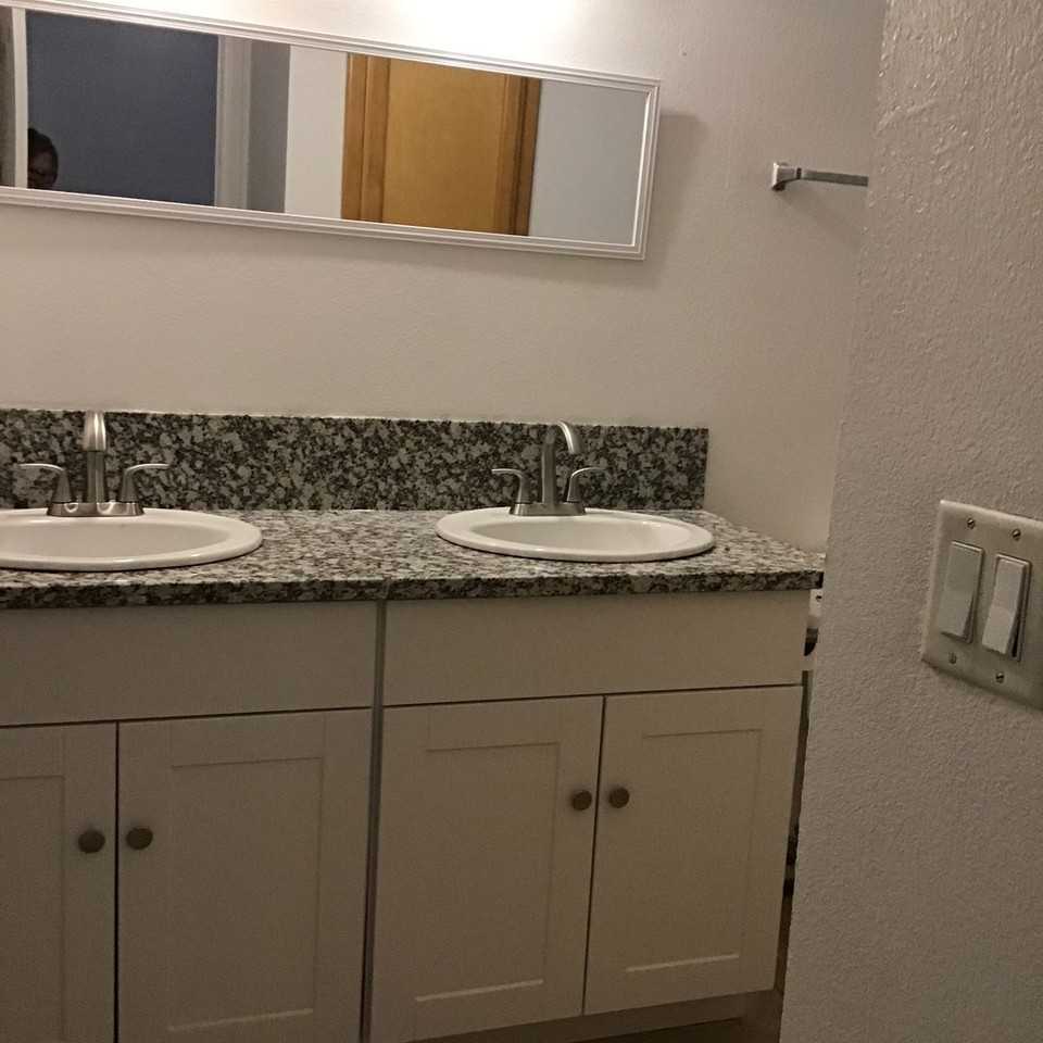 2673 Cherry St - Photo 7 of 14