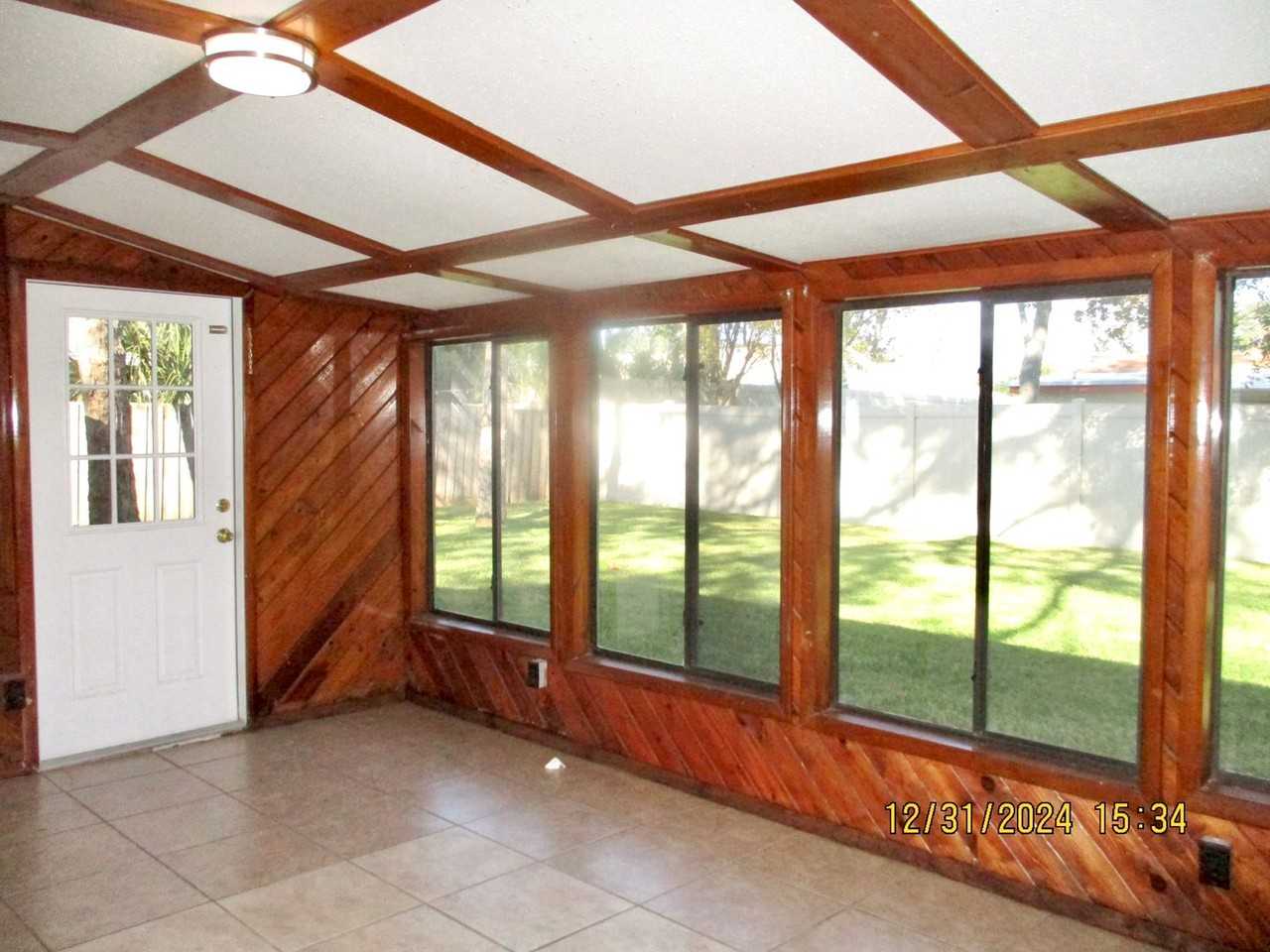 1737 Western Rd - Photo 6 of 24