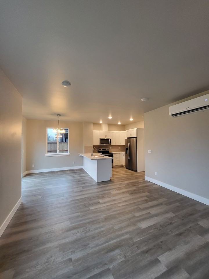 2119 Hawks View Ln - Photo 5 of 20