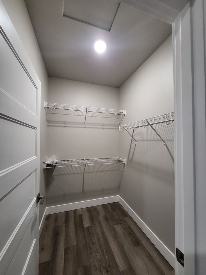 2119 Hawks View Ln - Photo 7 of 20