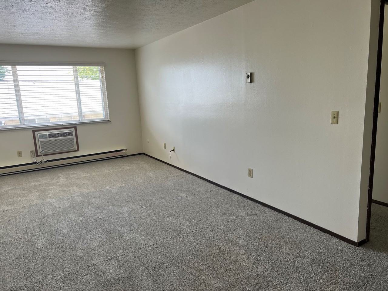 Highland's Apartments - Photo 5 of 11